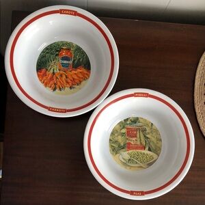Pottery Barn Pasta Rustica Italian Pasta Ceramic Bowl set of 2 PEAS & CARROTS